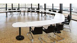 flexiconference - A living event space which adapts to every requirement